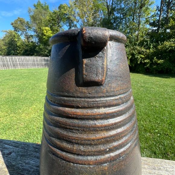 Pier 1 import rustic vintage vase. - Picture 5 of 7